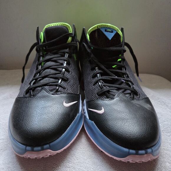 Nike Lebron 19 Low Black/Ghost Green Glow Basketball Sneakers - M Size 15 (NEW) - Picture 7 of 11
